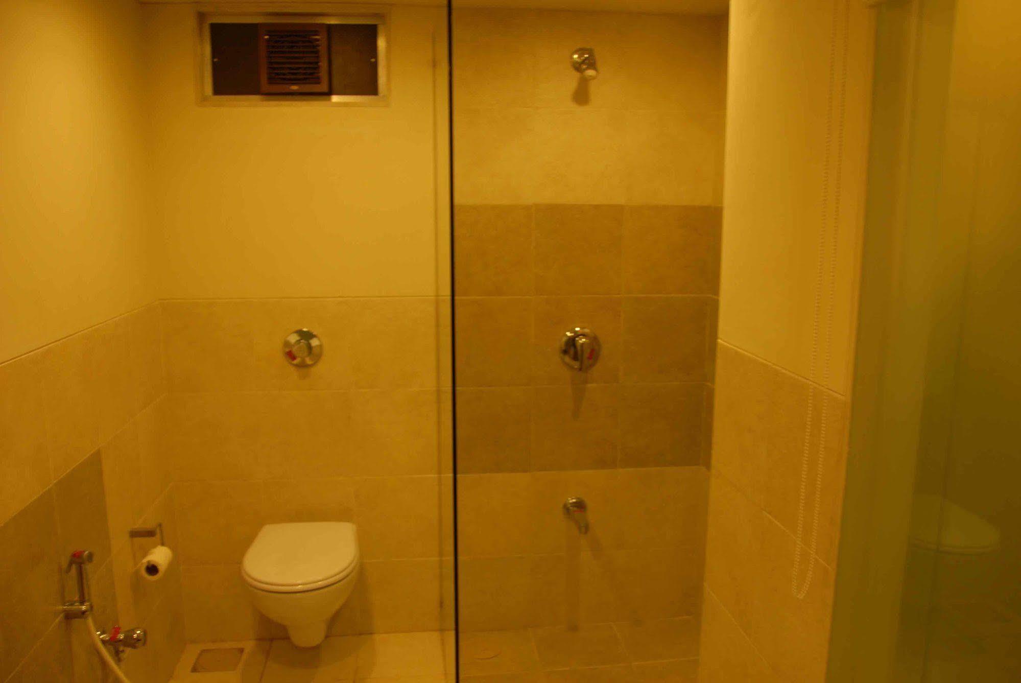 Silver Sands Beach Resort Daman Eksteriør billede